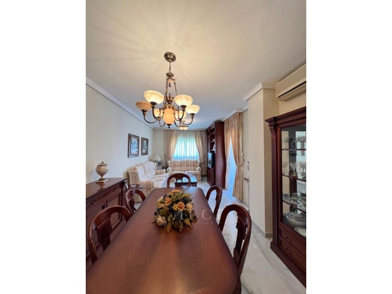 4 soveværelse Lejlighed til salg i Torremolinos med swimmingpool garage - € 449.000 (Ref: 9759487)