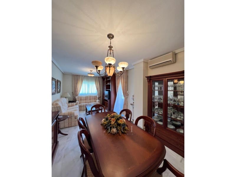 4 soveværelse Lejlighed til salg i Torremolinos med swimmingpool garage - € 449.000 (Ref: 9759487)