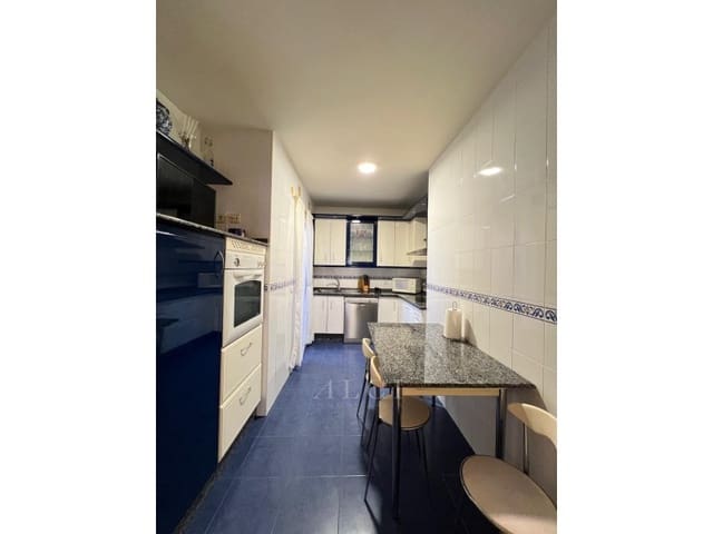 4 soverom Leilighet til salgs i Torremolinos med svømmebasseng garasje - € 449 000 (Ref: 9759487)