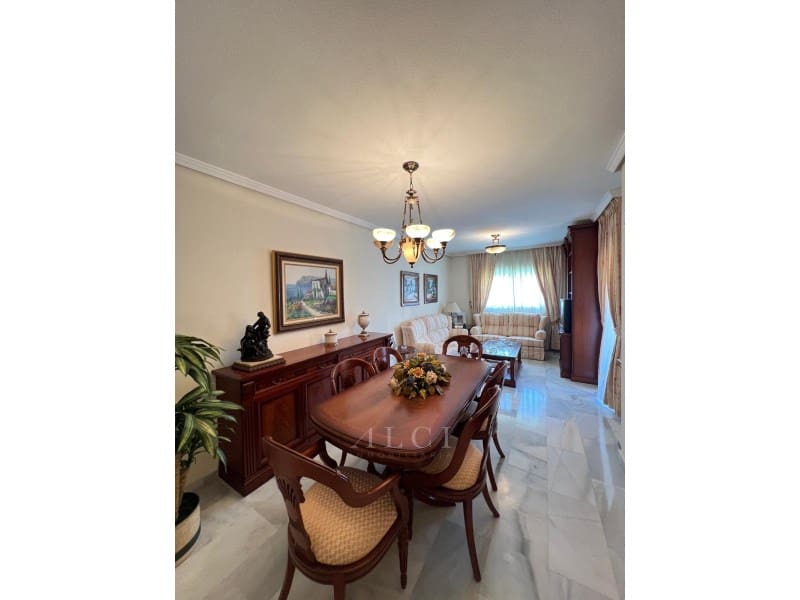 4 soveværelse Lejlighed til salg i Torremolinos med swimmingpool garage - € 449.000 (Ref: 9759487)