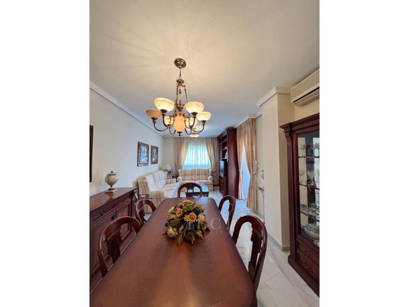 4 soveværelse Lejlighed til salg i Torremolinos med swimmingpool garage - € 449.000 (Ref: 9759487)