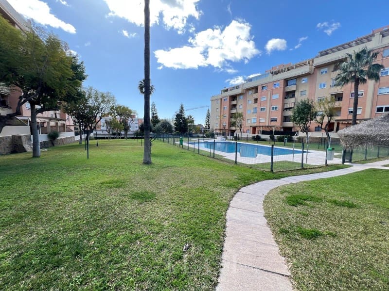 4 soveværelse Lejlighed til salg i Torremolinos med swimmingpool garage - € 449.000 (Ref: 9759487)