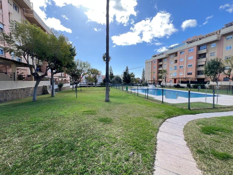 4 soveværelse Lejlighed til salg i Torremolinos med swimmingpool garage - € 449.000 (Ref: 9759487)