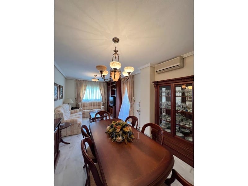 4 soveværelse Lejlighed til salg i Torremolinos med swimmingpool garage - € 449.000 (Ref: 9759487)