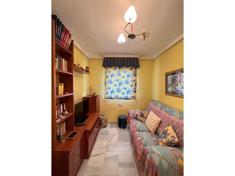 4 soveværelse Lejlighed til salg i Torremolinos med swimmingpool garage - € 449.000 (Ref: 9759487)