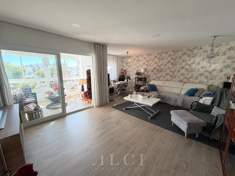 3 soverom Hus til salgs i Torre del Mar med garasje - € 450 000 (Ref: 9759488)