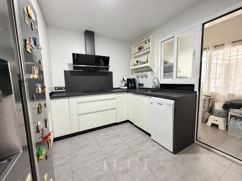 3 soverom Hus til salgs i Torre del Mar med garasje - € 450 000 (Ref: 9759488)