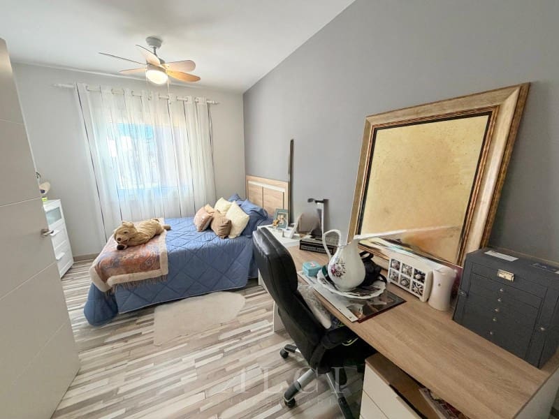 3 soverom Hus til salgs i Torre del Mar med garasje - € 450 000 (Ref: 9759488)