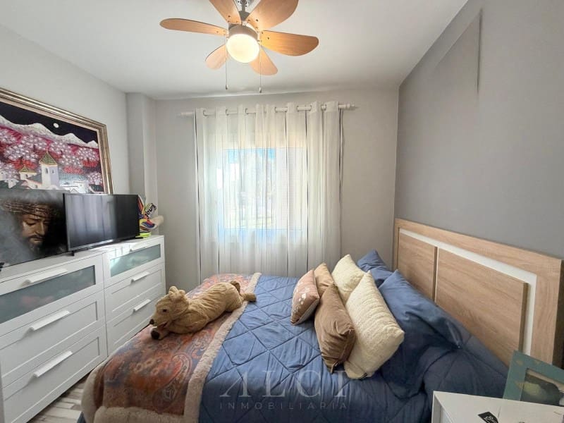 3 soverom Hus til salgs i Torre del Mar med garasje - € 450 000 (Ref: 9759488)