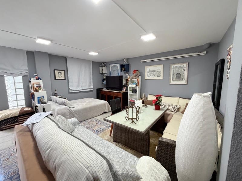 3 soverom Hus til salgs i Torre del Mar med garasje - € 450 000 (Ref: 9759488)