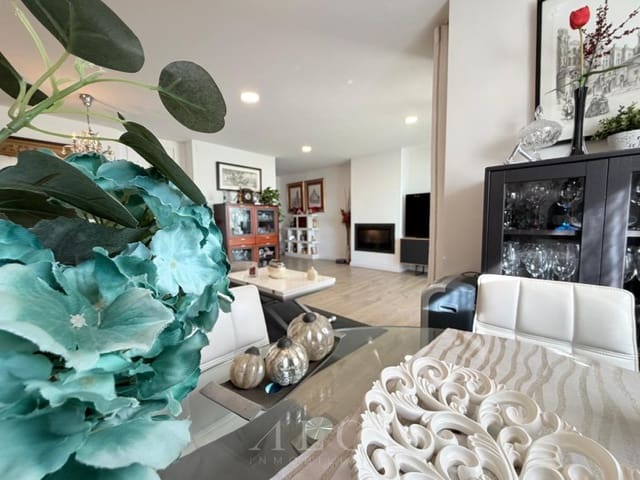 3 soverom Hus til salgs i Torre del Mar, Vélez-Málaga med garasje - € 450 000 (Ref: 9759488)