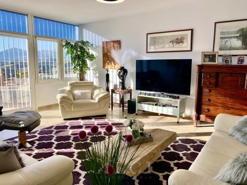 4 sypialnia Willa na sprzedaż w Canillas de Aceituno z basenem garażem - 995 000 € (Ref: 9759489)