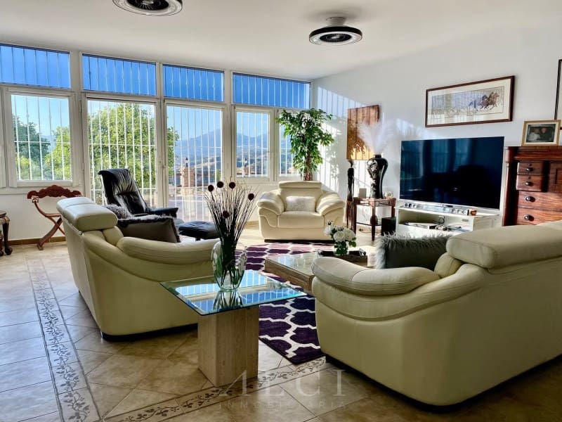 4 sypialnia Willa na sprzedaż w Canillas de Aceituno z basenem garażem - 995 000 € (Ref: 9759489)