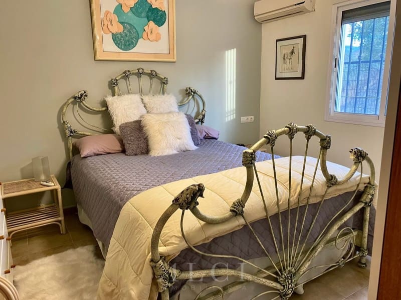 4 sypialnia Willa na sprzedaż w Canillas de Aceituno z basenem garażem - 995 000 € (Ref: 9759489)