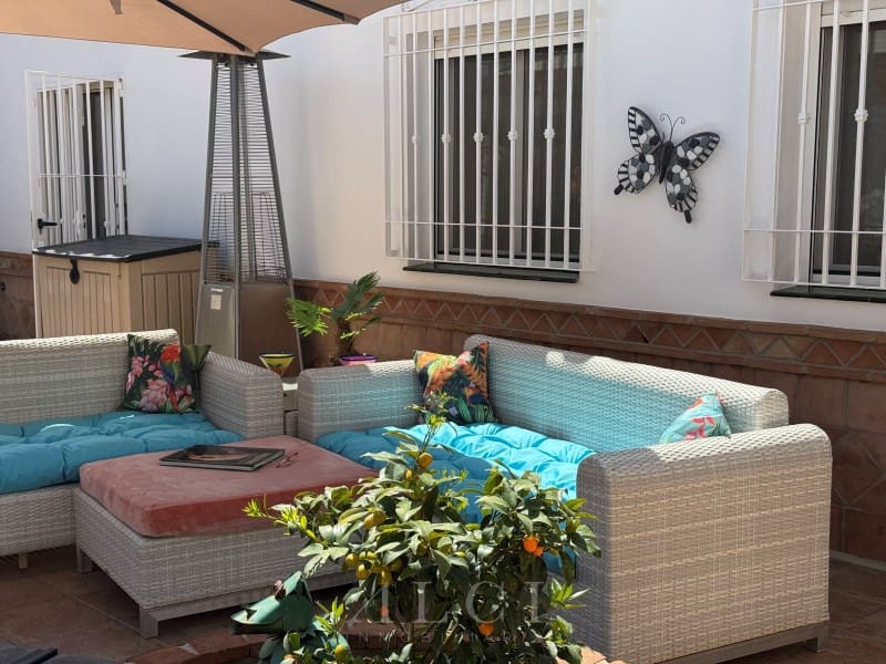 4 slaapkamer Villa te koop in Canillas de Aceituno met zwembad garage - € 995.000 (Ref: 9759489)