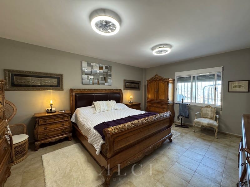 4 slaapkamer Villa te koop in Canillas de Aceituno met zwembad garage - € 995.000 (Ref: 9759489)