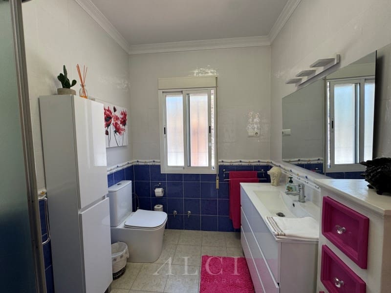 4 slaapkamer Villa te koop in Canillas de Aceituno met zwembad garage - € 995.000 (Ref: 9759489)