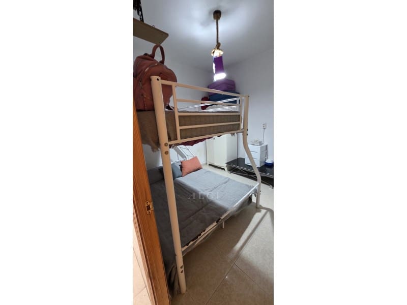 4 bedroom Townhouse for sale in Velez-Malaga - € 165,000 (Ref: 9759490)