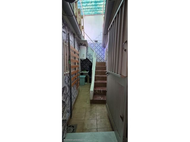 4 slaapkamer Huis te koop in Vélez-Málaga - € 165.000 (Ref: 9759490)