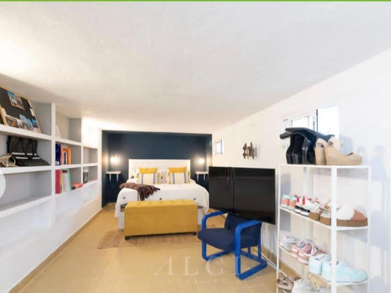 5 slaapkamer Villa te koop in La Cala del Moral met garage - € 1.350.000 (Ref: 9759491)