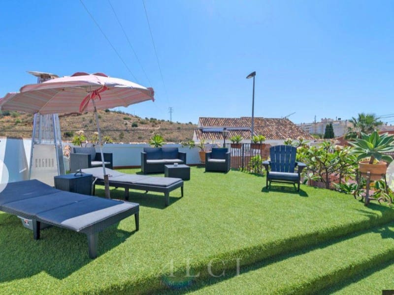 5 slaapkamer Villa te koop in La Cala del Moral met garage - € 1.350.000 (Ref: 9759491)