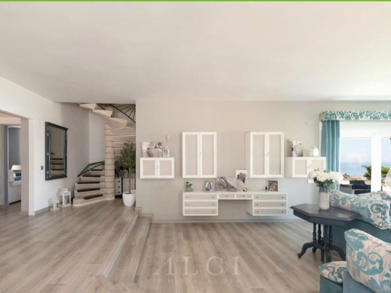 5 slaapkamer Villa te koop in La Cala del Moral met garage - € 1.350.000 (Ref: 9759491)