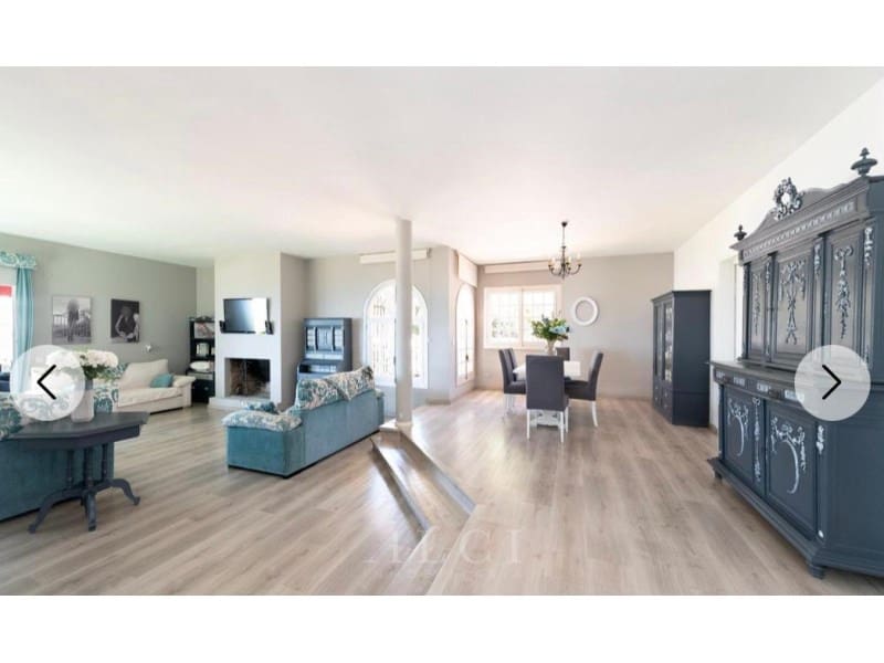 5 slaapkamer Villa te koop in La Cala del Moral met garage - € 1.350.000 (Ref: 9759491)