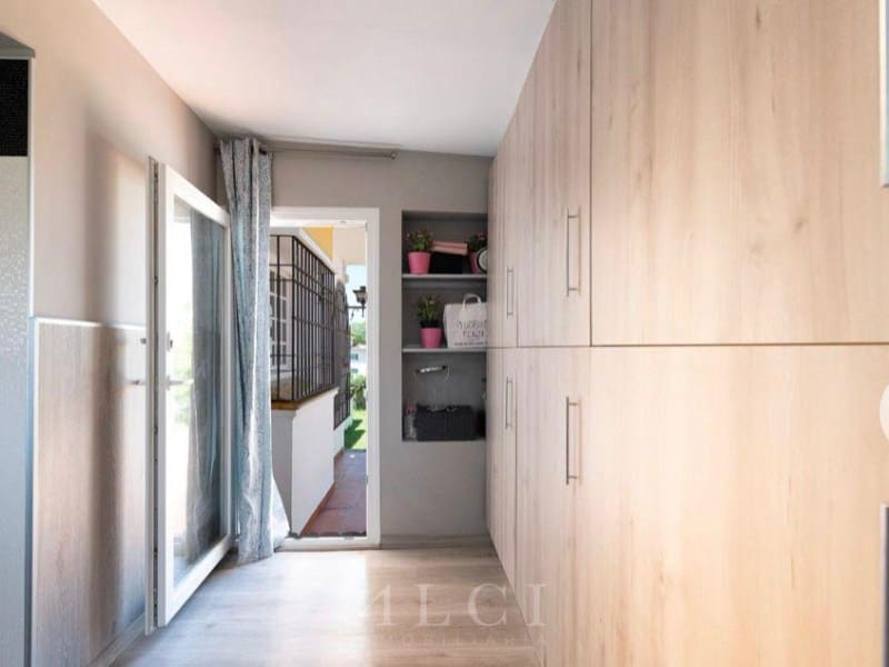 5 slaapkamer Villa te koop in La Cala del Moral met garage - € 1.350.000 (Ref: 9759491)