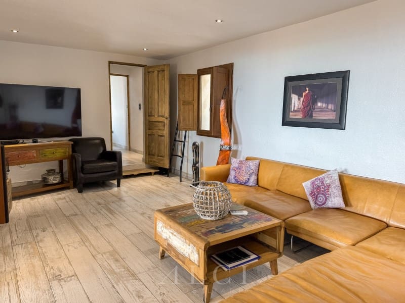 3 slaapkamer Villa te koop in Torrox met zwembad garage - € 595.000 (Ref: 9759494)