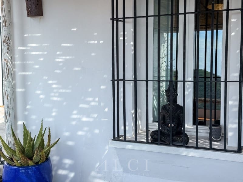 3 slaapkamer Villa te koop in Torrox met zwembad garage - € 595.000 (Ref: 9759494)