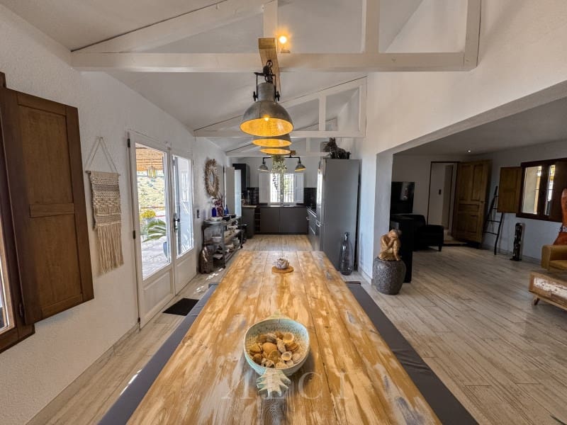 3 slaapkamer Villa te koop in Torrox met zwembad garage - € 595.000 (Ref: 9759494)