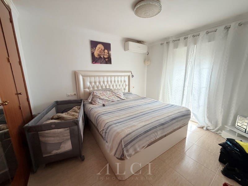 Townhouse for sale in Almayate with garage - € 350,000 (Ref: 9761890)