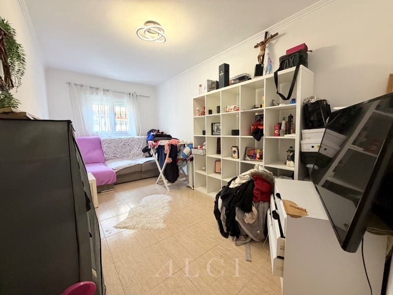 Townhouse for sale in Almayate with garage - € 350,000 (Ref: 9761890)