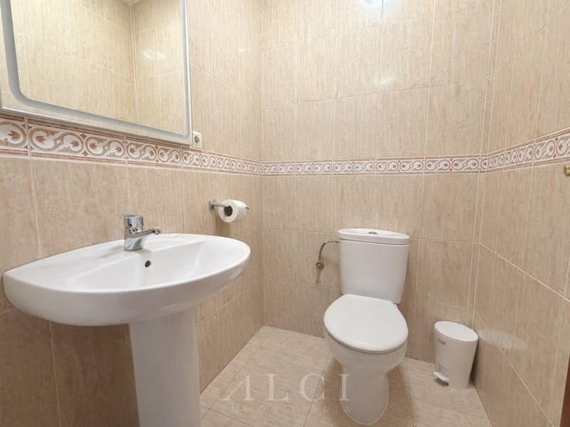 Townhouse for sale in Almayate with garage - € 350,000 (Ref: 9761890)