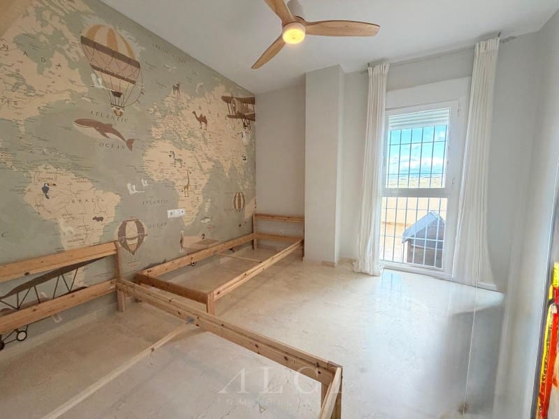 3 chambre Appartement à vendre à Caleta de Velez avec garage - 390 000 € (Ref: 9761891)