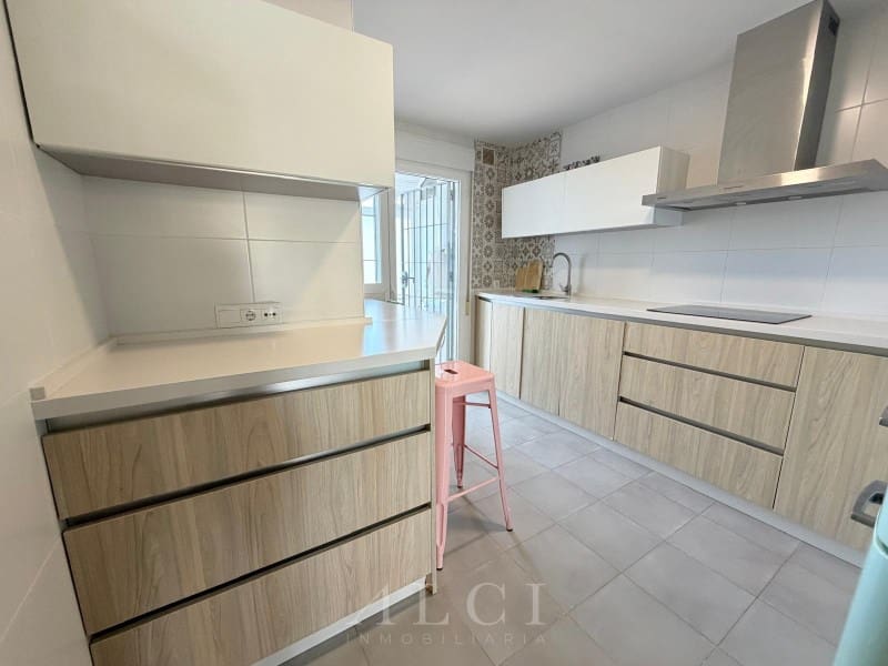 3 chambre Appartement à vendre à Caleta de Velez avec garage - 390 000 € (Ref: 9761891)