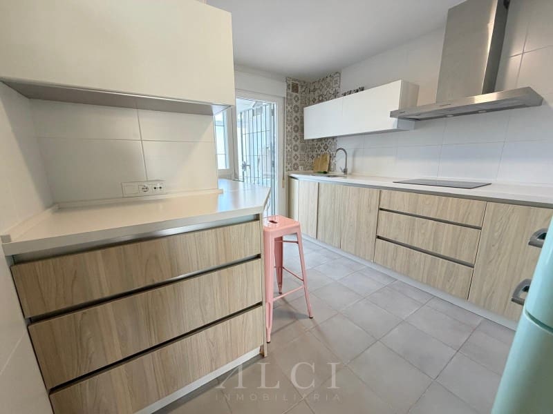 3 chambre Appartement à vendre à Caleta de Velez avec garage - 390 000 € (Ref: 9761891)