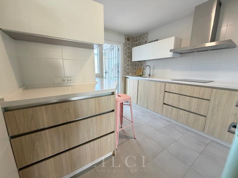 3 chambre Appartement à vendre à Caleta de Velez avec garage - 390 000 € (Ref: 9761891)