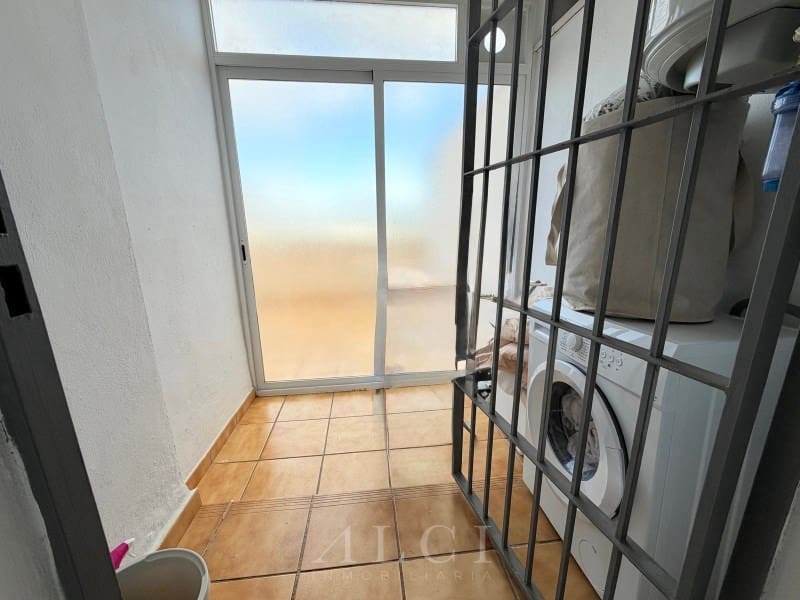 3 chambre Appartement à vendre à Caleta de Velez avec garage - 390 000 € (Ref: 9761891)