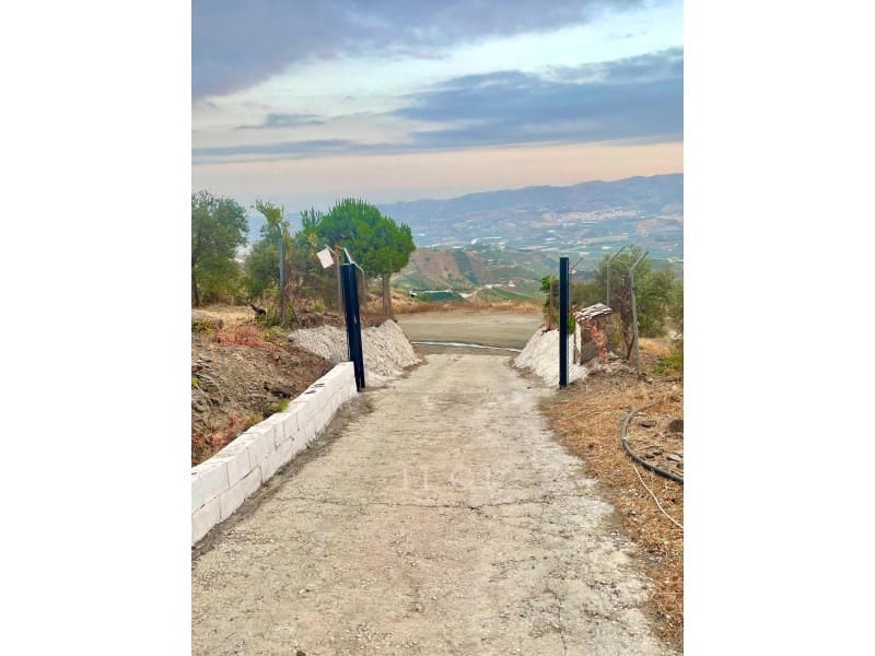 2 sypialnia Willa na sprzedaż w Velez-Malaga z basenem - 420 000 € (Ref: 9761892)