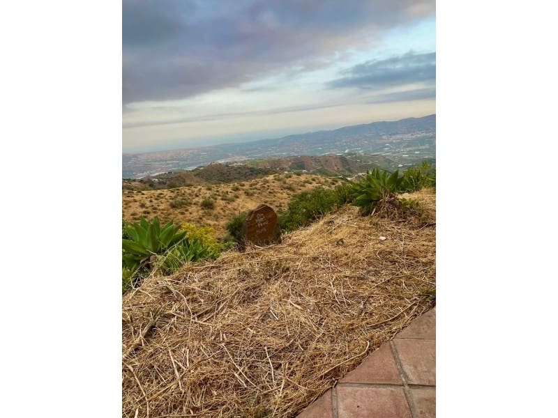 2 sypialnia Willa na sprzedaż w Velez-Malaga z basenem - 420 000 € (Ref: 9761892)