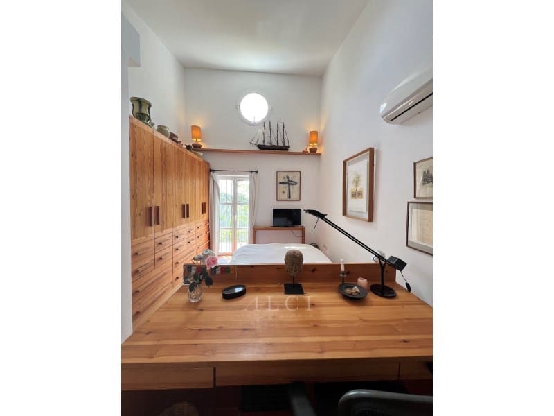 4 soverom Villa til salgs i New Golden Mile med svømmebasseng - € 850 000 (Ref: 9772930)