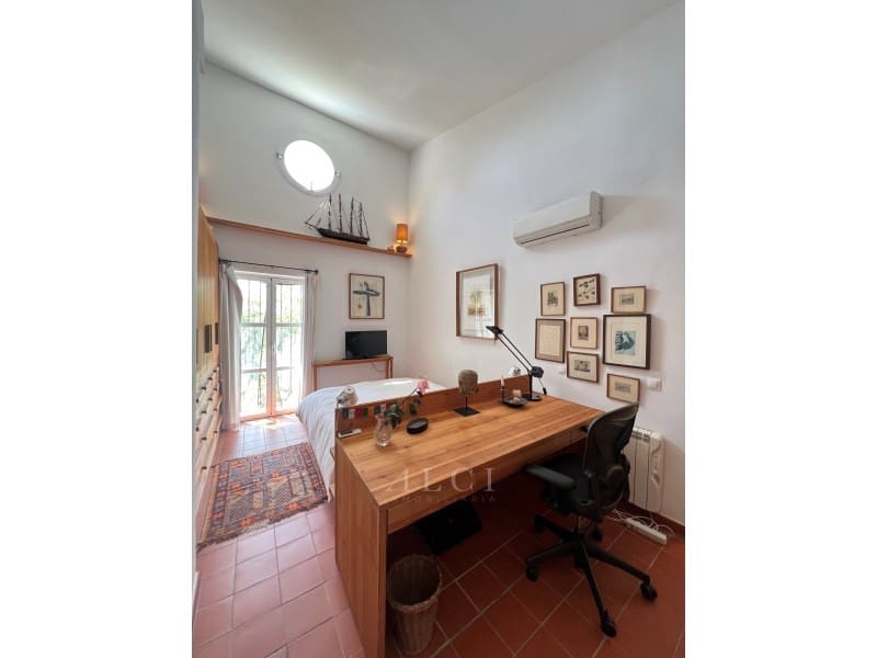 4 soverom Villa til salgs i New Golden Mile med svømmebasseng - € 850 000 (Ref: 9772930)