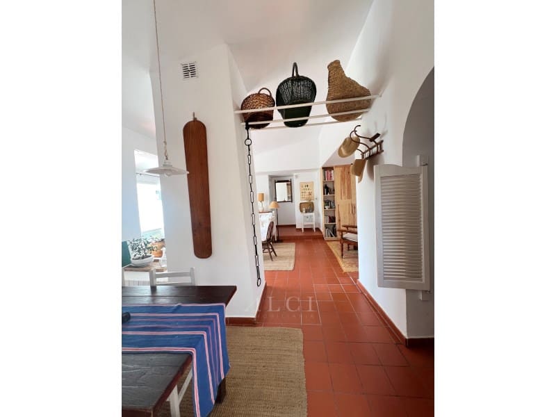 4 soverom Villa til salgs i New Golden Mile med svømmebasseng - € 850 000 (Ref: 9772930)