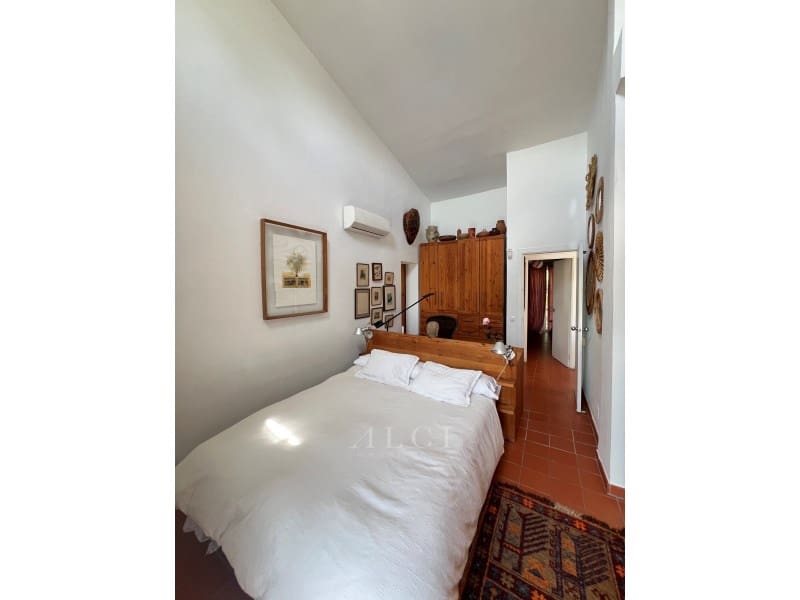 4 soverom Villa til salgs i New Golden Mile med svømmebasseng - € 850 000 (Ref: 9772930)