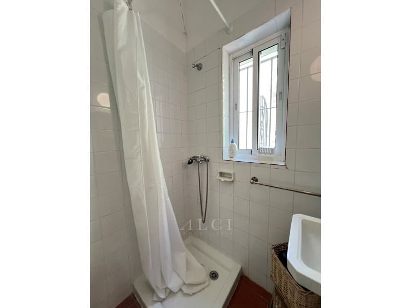 4 soverom Villa til salgs i New Golden Mile med svømmebasseng - € 850 000 (Ref: 9772930)