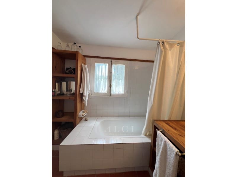 4 soverom Villa til salgs i New Golden Mile med svømmebasseng - € 850 000 (Ref: 9772930)