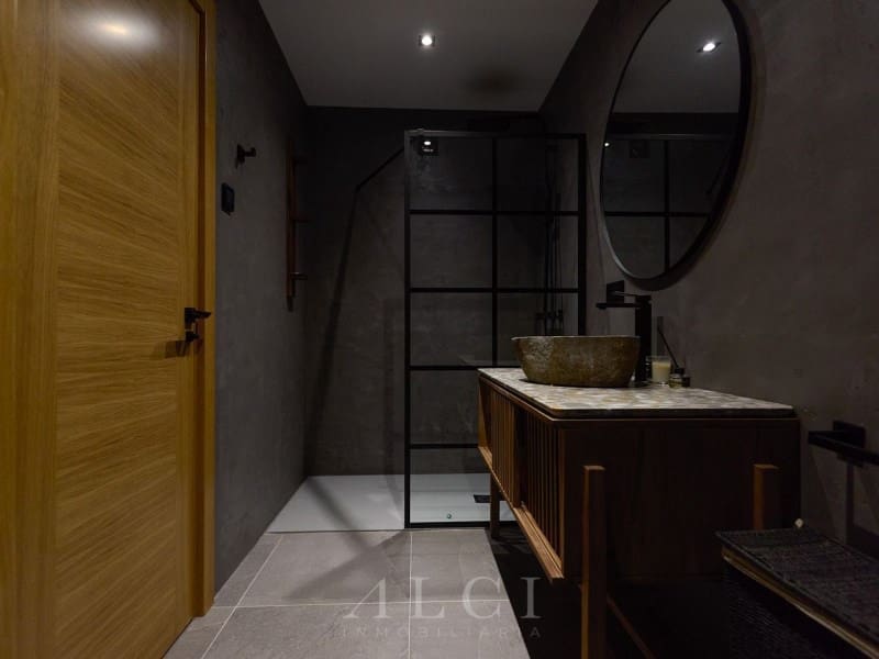 2 soveværelse Lejlighed til salg i Nueva Andalucia med swimmingpool garage - € 1.100.000 (Ref: 9772931)