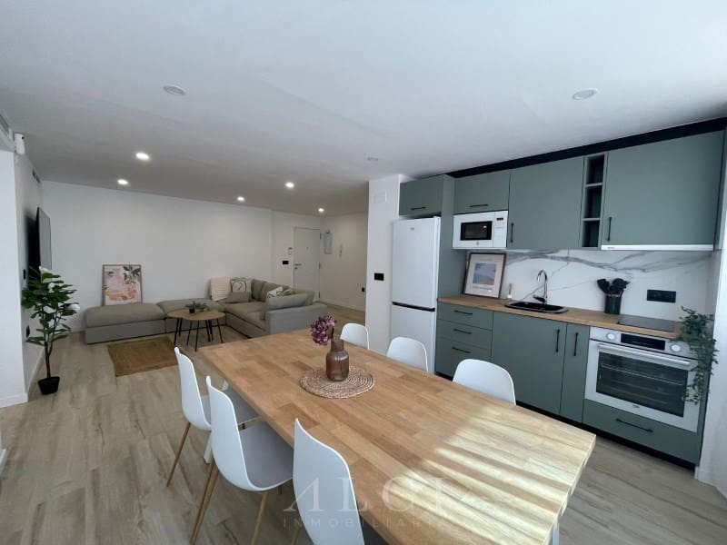 3 soverom Leilighet til salgs i La Cala del Moral med garasje - € 374 000 (Ref: 9777998)