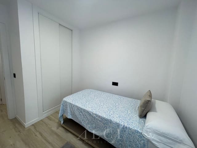 3 soverom Leilighet til salgs i La Cala del Moral, Rincón de la Victoria med garasje - € 374 000 (Ref: 9777998)